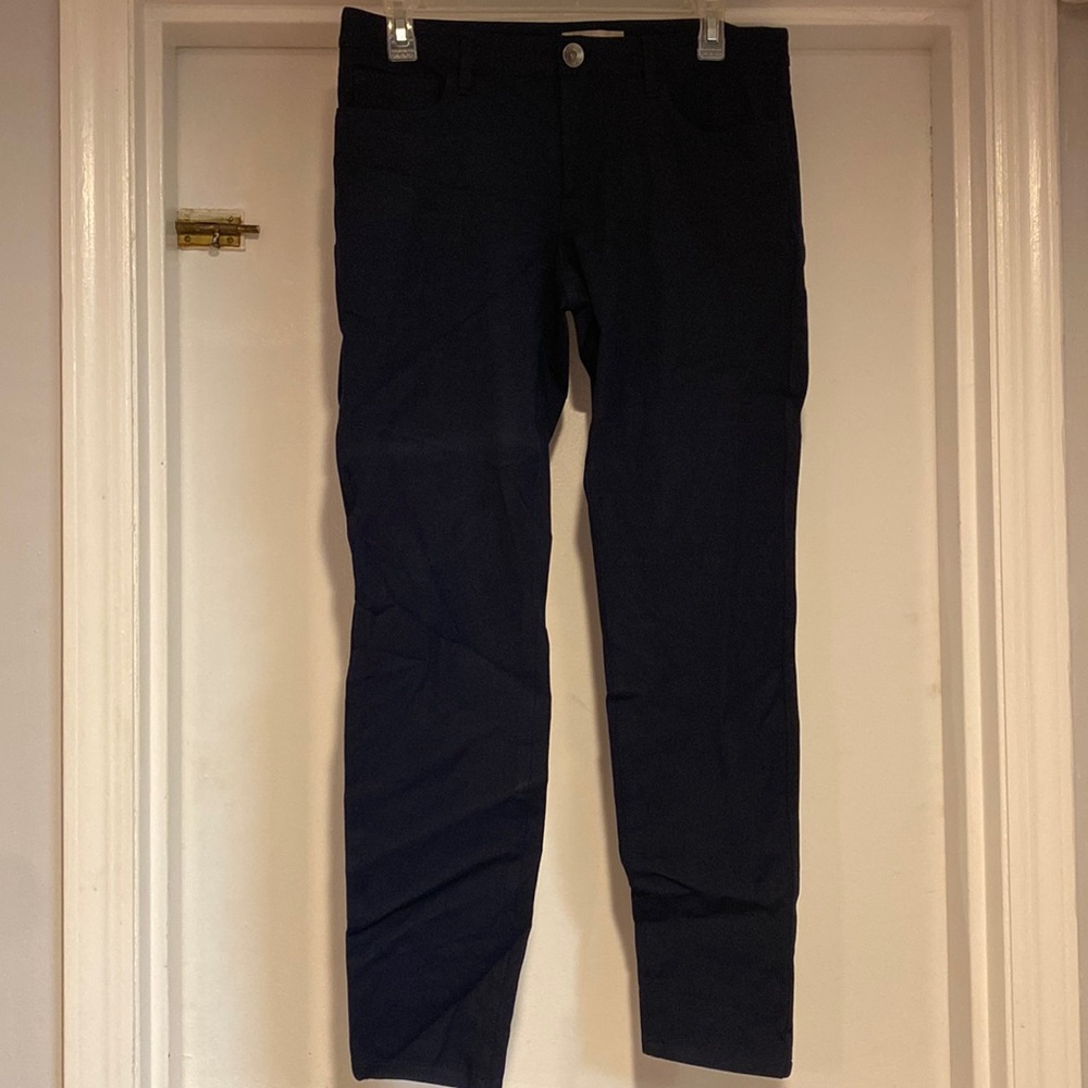 Banana Republic navy Sloan skinny pants, size 6.